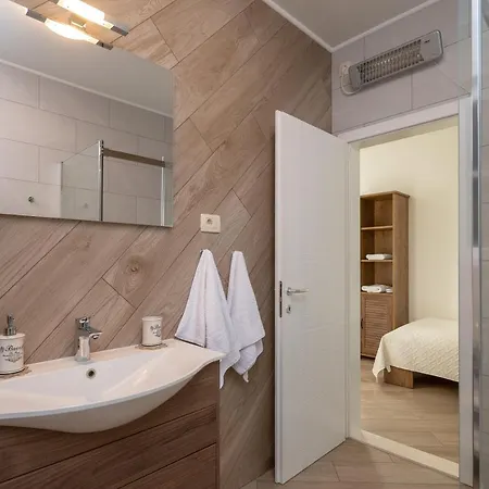 Domnius Villa *